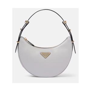 프라다 Arque 스몰 레더 숄더 백 P00955529