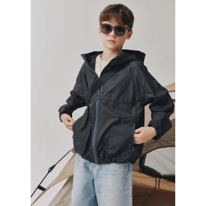 블루테일 AZB1JP01CG 차콜그레이 경량 윈드브레이커 점퍼