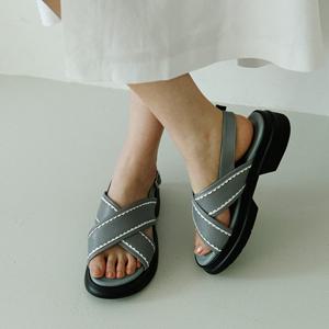 [지쎄공식몰] 천연가죽 여성수제화 플리 플랫폼 통굽 샌들 GIS-46254