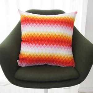 아트박스/메종드룸룸 레드 레인보우 쿠션