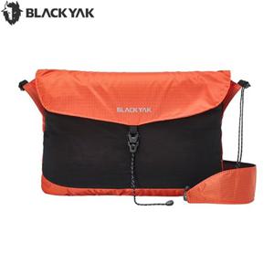 [블랙야크] 초경량 데일리 미니 파우치 크로스백 보조 기방 패커블사코슈 2BYABXU933DO 2BYABXU933