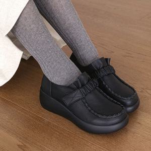 [지쎄공식몰] 천연가죽 여성수제화 몽블 셔링 통굽 로퍼 GIS-46270