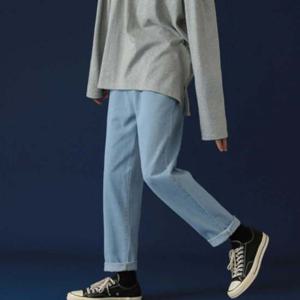 남자 통큰 데님 스타일 바지 20대 30대 여행 스타일