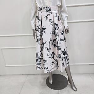 [미니멈]MZAAWS2020CR 플레어 플라워 스커트