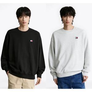 [타미힐피거데님] 타미진스 공용 릴렉스 배지 스웨트 셔츠 T32F7TTO25TMT2 T32F7TTO25TMT2