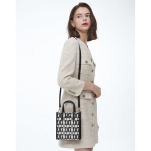 닥스 액세서리 여성 25SS 스테디셀러블랙 DD로고 자카드 미니토트백 WCWA5E333BK