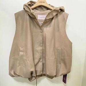 스테파니 HC07 후드 밑단 벌륜 가죽 조끼 A25JK5114