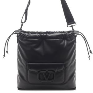 [발렌티노] 24FW 남성 느와르 숄더크로스백 (5Y2B0C77 ZIQ 0NO 24F)