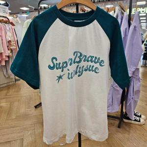 컬리수 HC33 자수그래픽 래글런티셔츠 C252TS261p