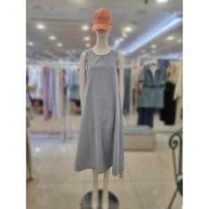 부루앤쥬디 세이브존03 부루앤쥬디  백 디테일  원피스 SAVBBKBQFDR003C