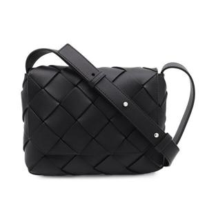 [편집샵 블레스]보테가베네타 가방 크로스백  795637 V56A1 8803