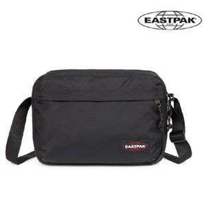 [이스트팩]  13인치 노트북수납 크로스백 크로서 KR 파워블랙  EPCBS08 O25-잠실점