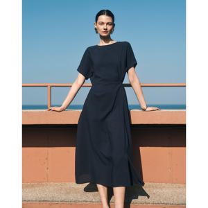닥스 여성 26SS 다크네이비 워셔블 사이드 셔링 원피스 (브로치 탈착) DLDR6B404N3