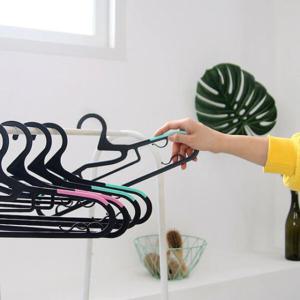 [아트박스 POOM]아트박스/서울리빙 어깨뿔방지 프리미엄 논슬립 옷걸이 50P