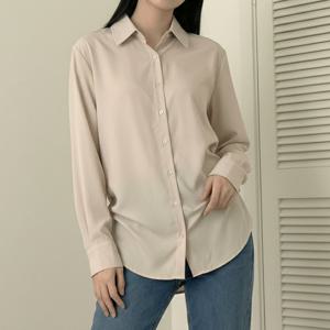 [한정수량][올리비에스클로젯] 베이직 셔츠카라 블라우스_O2601BL013A