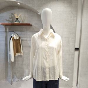 [페이지플린]카라 자수 펀칭 루즈핏 블라우스 F6ABL001