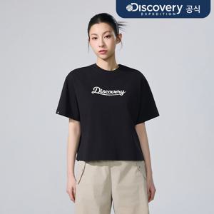 [디스커버리] 여성 레터링 세미오버핏 반팔티셔츠 (BLACK) DWRS95063-BKS