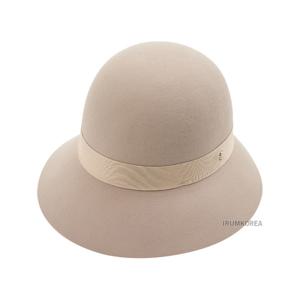 [헬렌 카민스키] FW24 여성 벨러리 클로슈햇 HAT51843 ECRU SAND