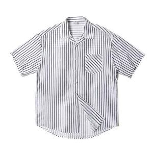 세로 줄무늬 남자 반팔 셔츠 여름 직장인 편한룩 코디