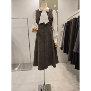 [에이비에프지] ab.f.z  절개 나시 플레어 롱 원피스 (AEA1QO02) AEA1QO02