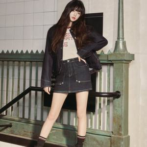 타미데님 여성 로고 슬림핏 티셔츠 T32G0TTO33TWT1