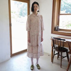 [써스데이아일랜드] 카라 오픈형 플라워 원피스 (T256MOP147W) T256MOP147