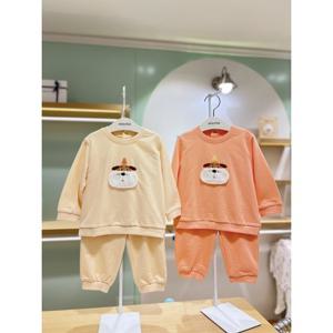 [압소바] 압소바HM (쌍둥이 선물) 포니도그 상하복 (25년가을신상) (M0A2513005) M0A25130