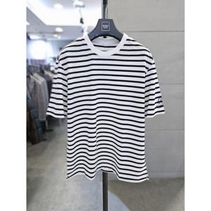 바쏘옴므 세이브존03 바쏘옴므 남자 화이트 단가라 반팔 라운드 티셔츠 WSAQA2KR42A