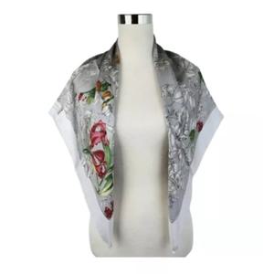 구찌 트로피컬 플라워 스퀘어 실크 스카프 494602 3G001 1779