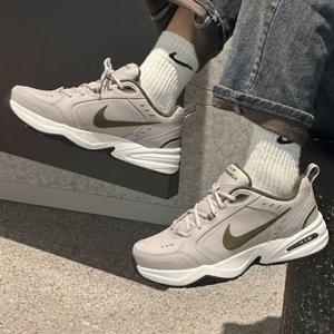 나이키 데일리 러닝 운동화 에어 모나크 IV 415445-200