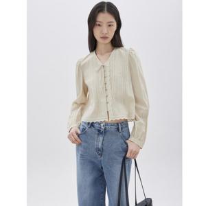 [쥬크]브이넥 레이스 핀턱 블라우스 Z261MSC005