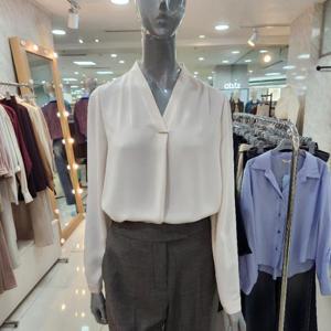 리안뉴욕 DP01 브이넥 블라우스 RSYWBL190