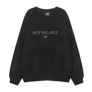 뉴발란스긴팔티 EQS NBNCFCO303-19 UNI 에센셜 레터링 맨투맨