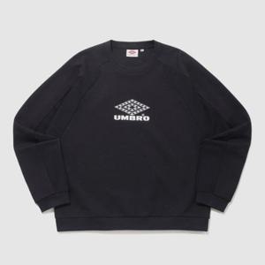 M 엄브로긴팔티 NQK UQ121CFS22-BLK 엔지니어드 이중지 맨투맨 / BLACK