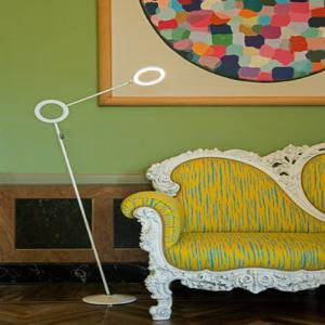 라문 아물레또 테라 플로어 램프 장스탠드 불투명 LED 스탠드 조명