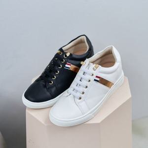 운동화 스니커즈 단화 캔버스화 슬립온 금빛 라인 장식 여성