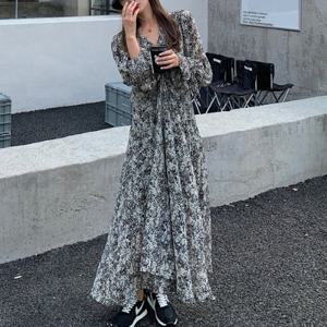 [몽벨리즈]플로럴셔링플레어롱원피스 mde2302743