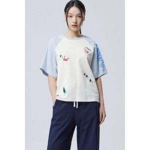 갤러리아_[26S/S] 자수프린트 나그랑 티셔츠 BATS92611