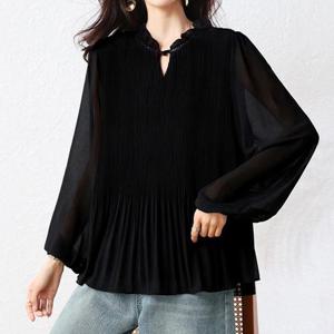 [퀸이즈] [~99까지]마터 넥 버튼 포인트 루즈핏 블라우스