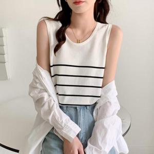 [옷자락] 여자 라운드넥 스트라이프 민소매 니트 조끼
