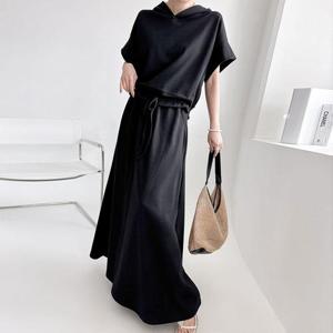 [까르죠아]까르죠아 후드티셔츠 스커트 2종 코디세트 투피스 트레이닝 추리닝 여성 여자 여름 반팔