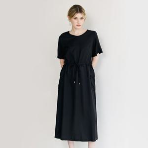 라운드넥 플레어 원피스