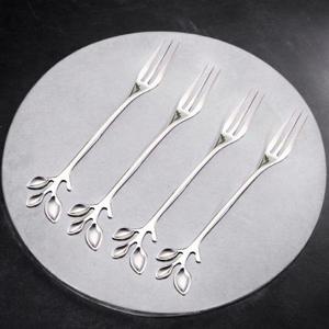 주방식기 7day 나뭇잎 스텐 티포크 4p 선물세트 테이블웨어