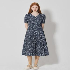 [오조크][오조크(OZOC)] 브이넥 프린트 셔링 원피스 (택가격 99000원)