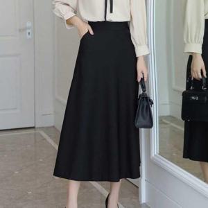 여름데일리룩 여자 정장 검정 롱 스커트 플레어 치마 오피스 코디