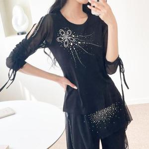 [까르죠아]까르죠아 플라워 보석 어깨 트임 블라우스 스포츠 사교 라인 줌바 빅사이즈 댄스복