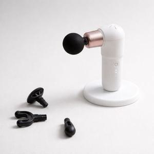 [1만점 적립] 강력한 초소형 초경량 미니 마사지건 +  4종 마사지헤드