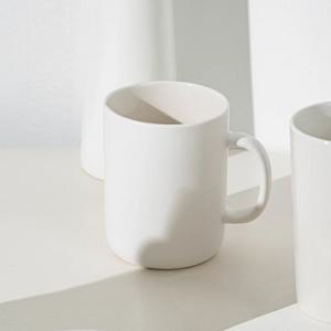 롬에이 퓨어라인 머그컵 라운드 일자 400ml 390ml 유광 무광 화이트 도자기 잔