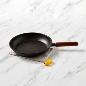 NEW 기름이 적게드는 스플래터 티타늄코팅 인덕션겸용 프라이팬 28cm