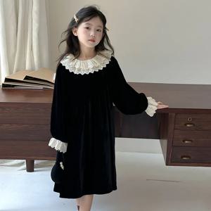 로로 레이스 벨벳 원피스 R12516